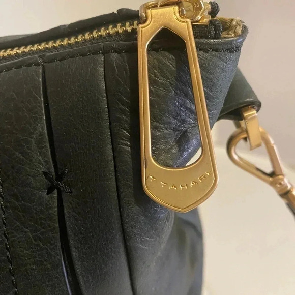 T Tahari black leather satchel handbag - Picture 8 of 15